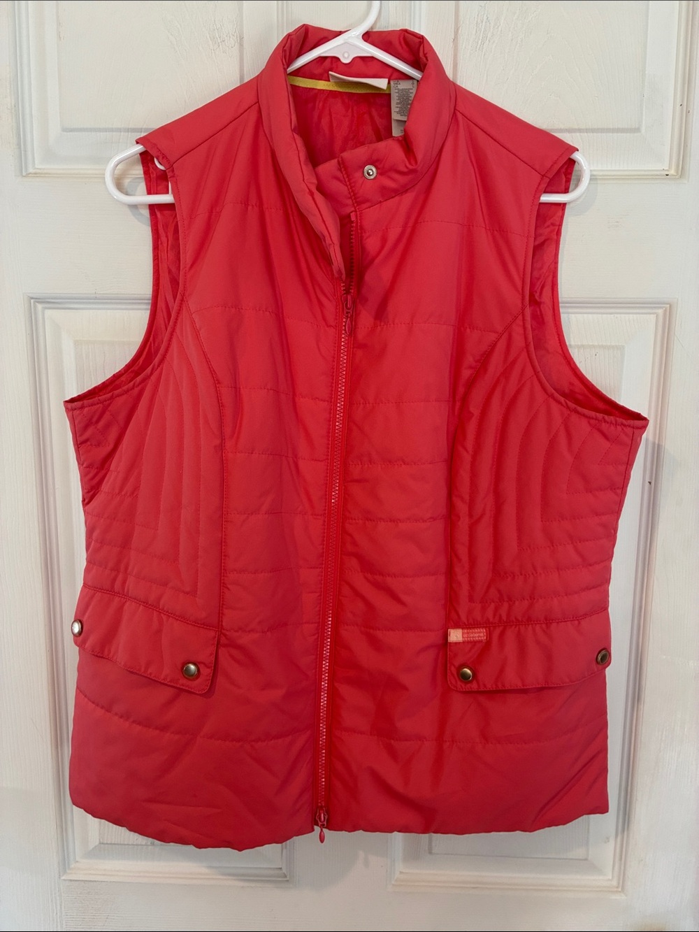 Liz Claiborne Size Large  Women's Puffer Vest - Lightweight